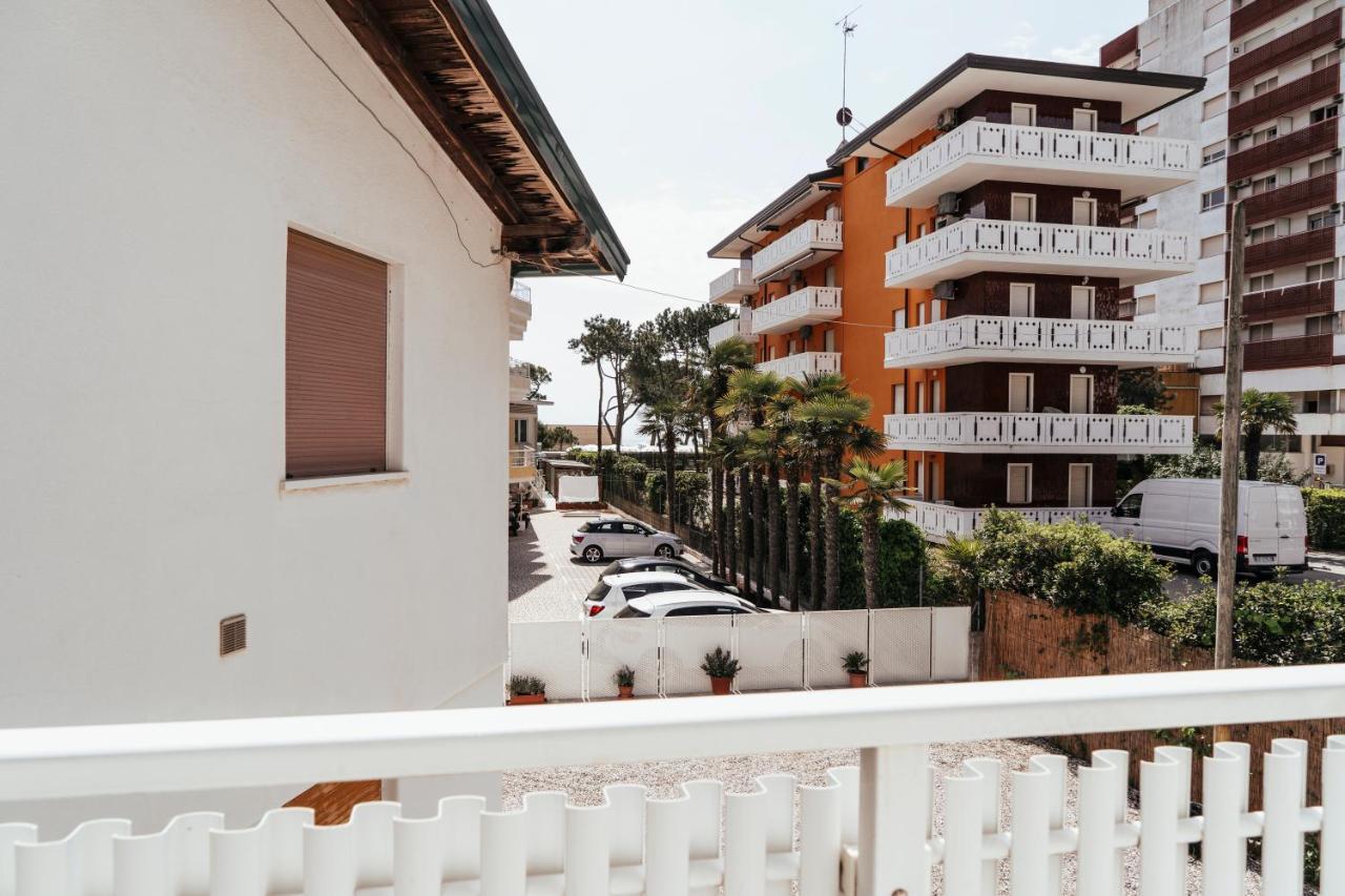 Casa Zanelli Apartment Lignano Sabbiadoro Exterior photo