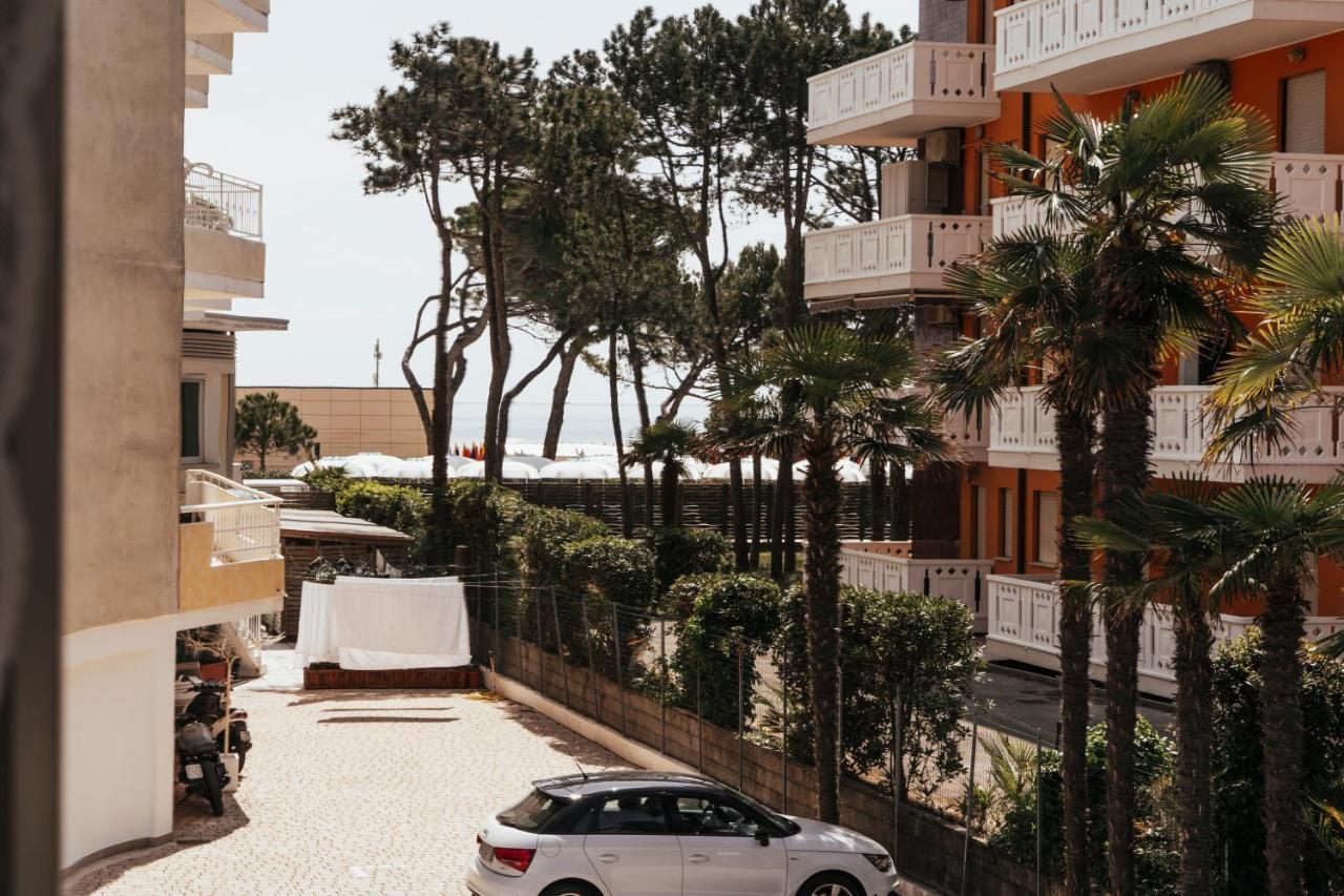 Casa Zanelli Apartment Lignano Sabbiadoro Exterior photo
